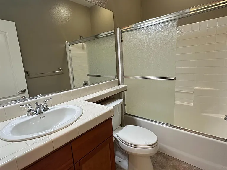 1732 N Dutch Ave — Photo 30