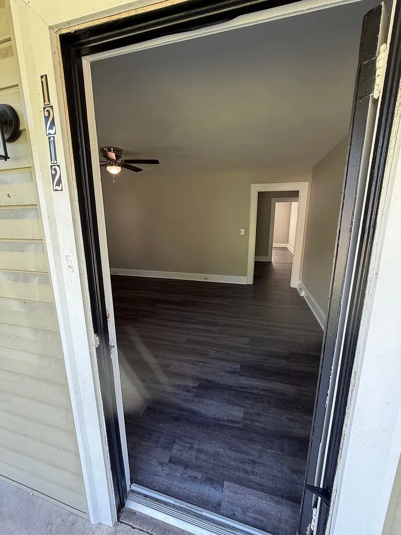 Spacious 3-Bedroom Home with Large Yard & Basement Storage — Photo 2