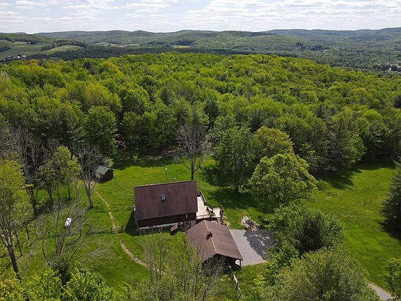 4th image of 6943 Howard Rd