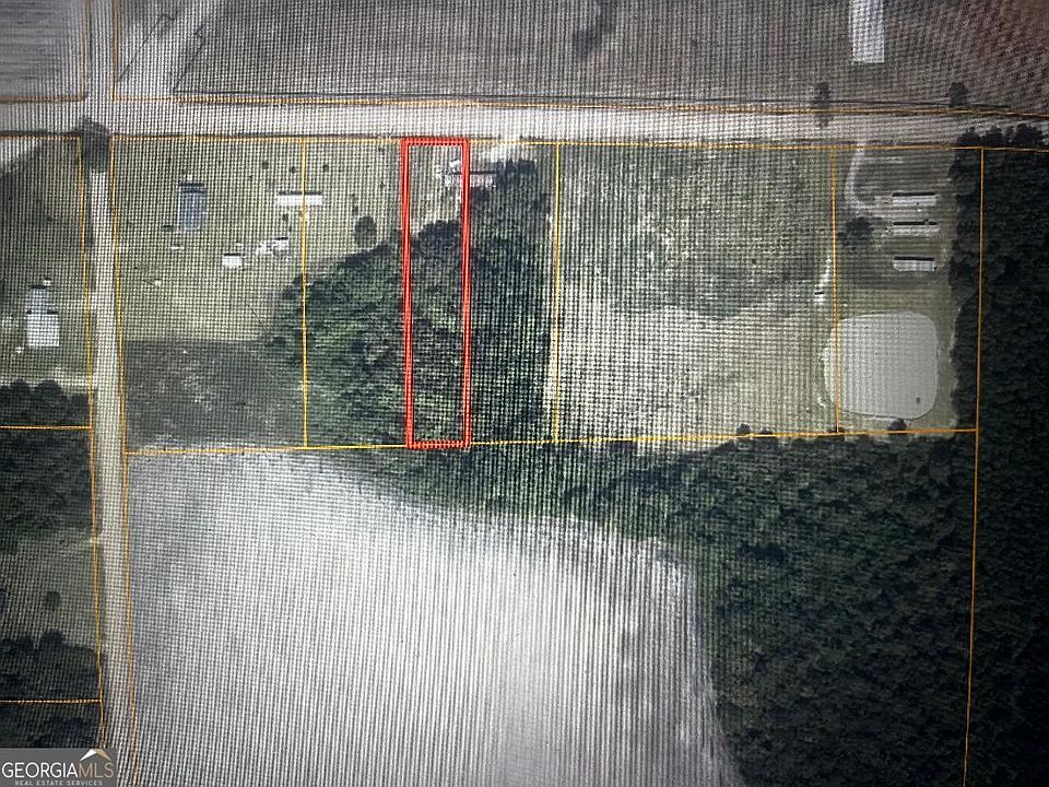 2nd image of 841 Griffin Rd