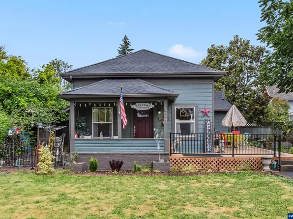 623 10th Ave SW, Albany, OR 97321