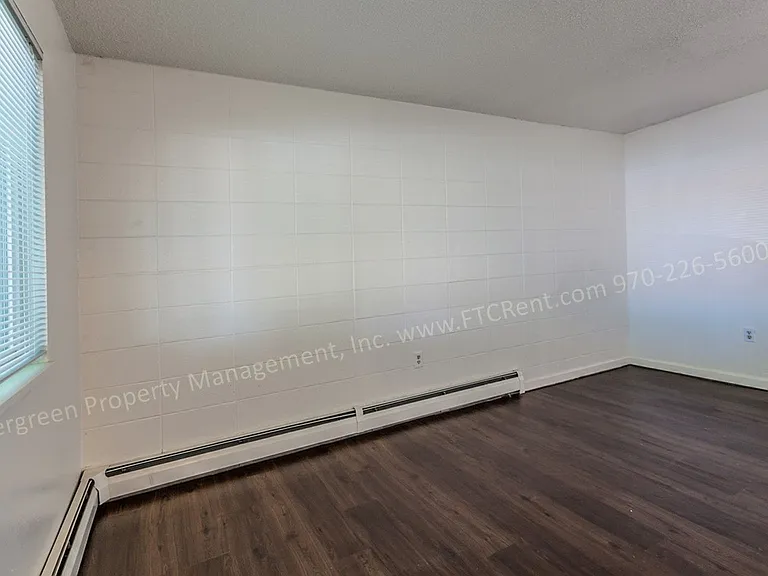 R-05 — Photo 15
