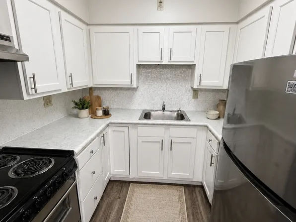 Legacy Eastgate Apartments
