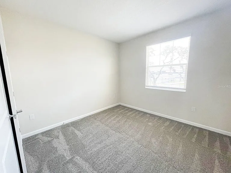 17052 Quicksilver Ave — Photo 10