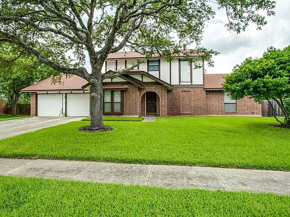 2nd image of 7511 Adrienne Ct