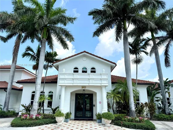 1020 Villa Ln, Boynton Beach, FL