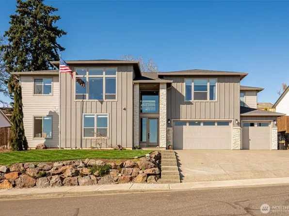 123 W 13th Way, La Center, WA 98629