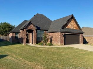 5038 Mallard Dr, Durant, OK 74701