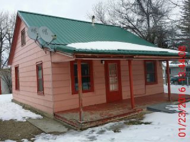 2nd image of 114 Carbon Ave