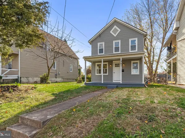 307 Lincoln Way W, New Oxford, PA 17350