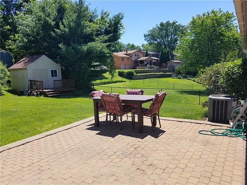 1st image of 665 Carnival Dr