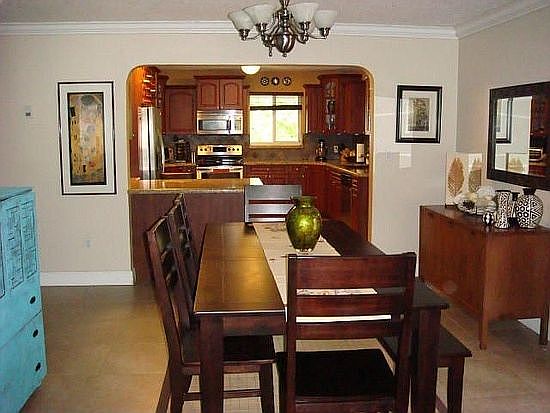 2nd image of 112 Pinecrest Dr