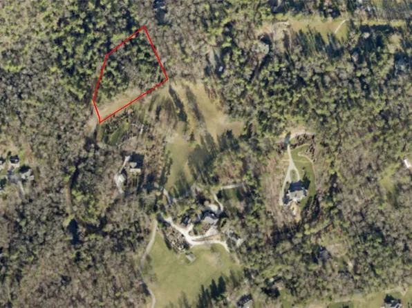 294 Roberts Ln N #8, Flat Rock, NC 28731