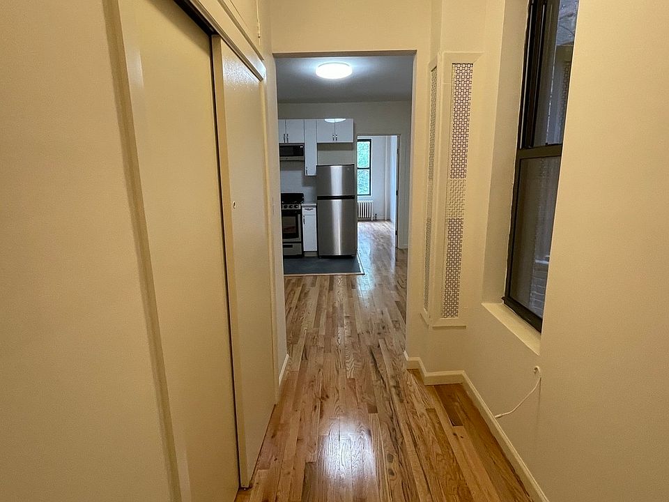 1st image of 323 E 88th St APT 10