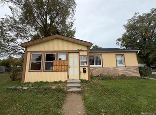 130 Clemens St, Mount Clemens, MI 48043
