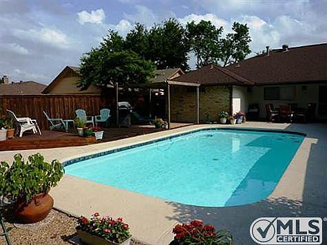 2nd image of 1921 Westminster Dr