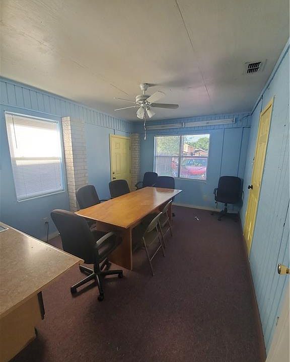 2nd image of 506 E Van Week St