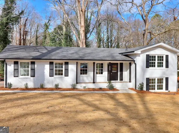 208 Indian Creek Dr, Monroe, GA 30655