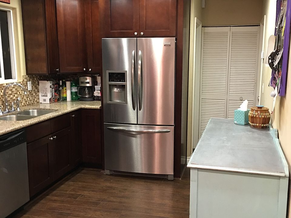 1st image of 545 Ballantyne Street