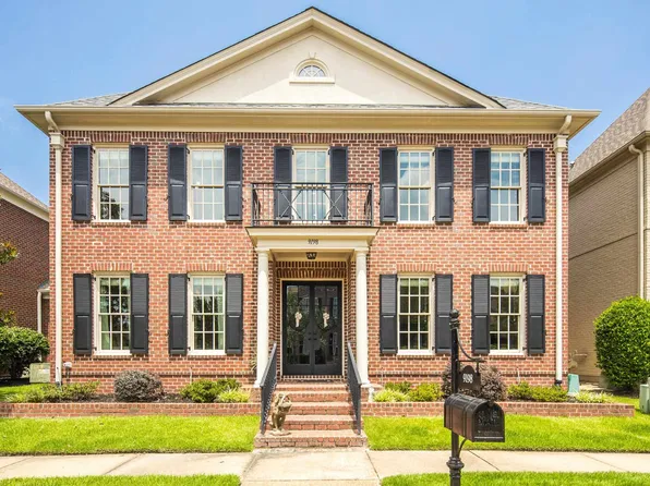 9198 Chestwick Dr, Germantown, TN 38139
