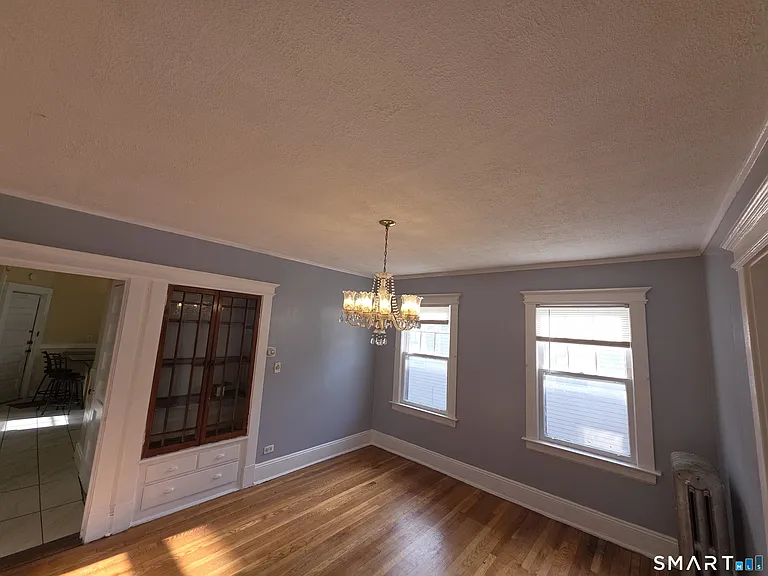 218 Grandview Ter — Photo 3