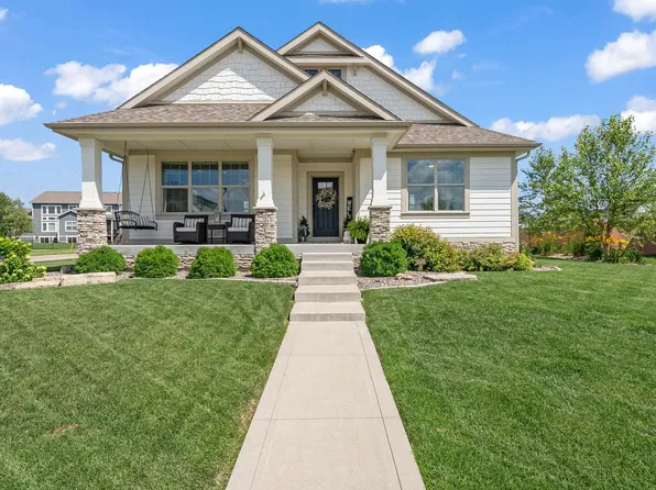 2201 SW Cascade Falls Dr, Ankeny, IA 50023