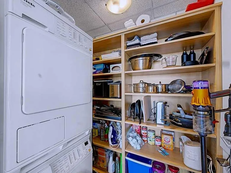 433 11th Ave SE #1006 — Photo 8