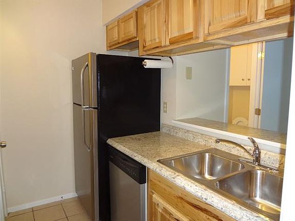 2nd image of 2618 Ektom Dr APT B