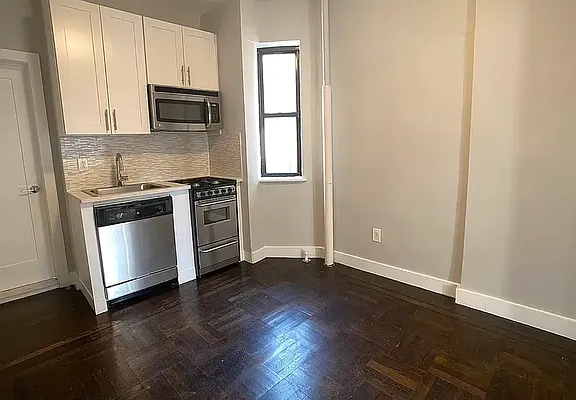 Rented by Tourma Realty LLC | media 13