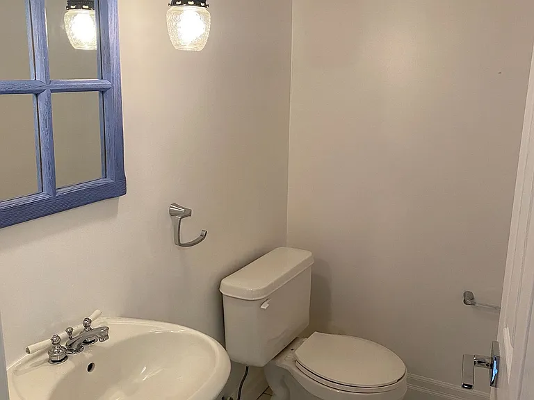 63 Johnston Ave #MAIN2 — Photo 6