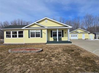 675 Gosnell St, Bathurst, NB E2A4V8