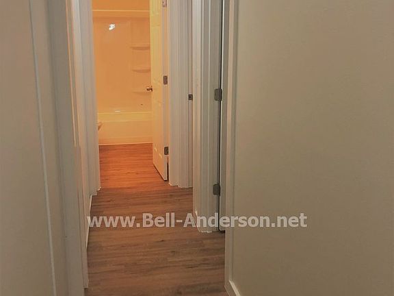 5th image of 10837 SE 200th St Unit B4
