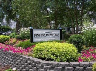 40 Stonyridge Dr, Lincoln Park, NJ 07035