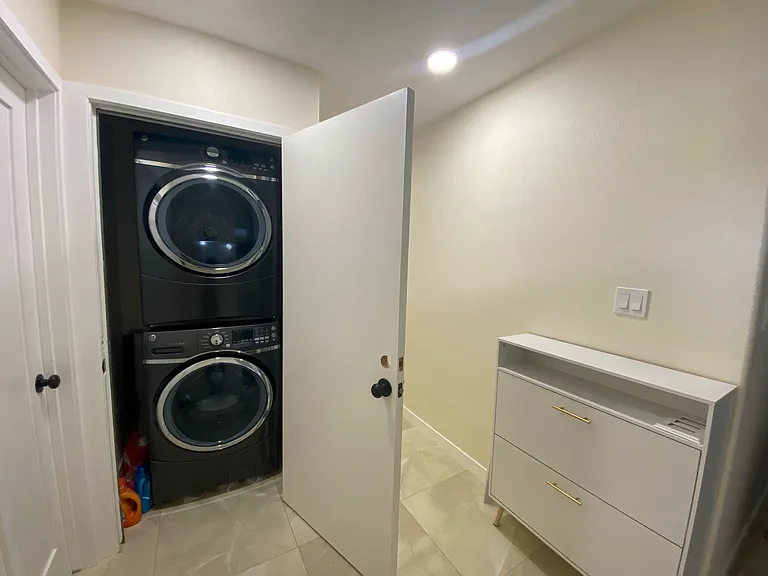 in unit washer and dryer