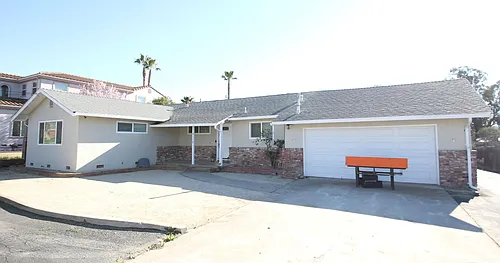 5112 Olive Dr Photo 1