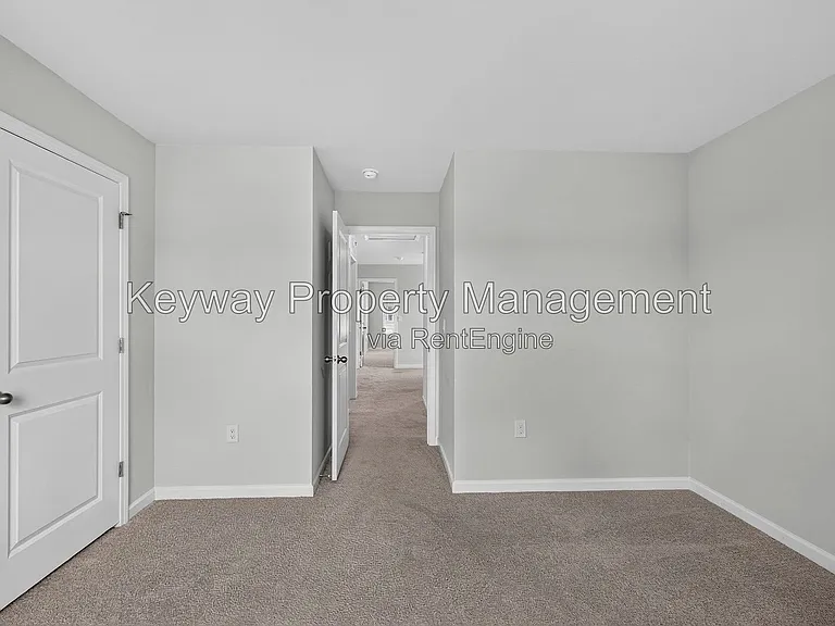 411 Shipwreck Dr — Photo 30