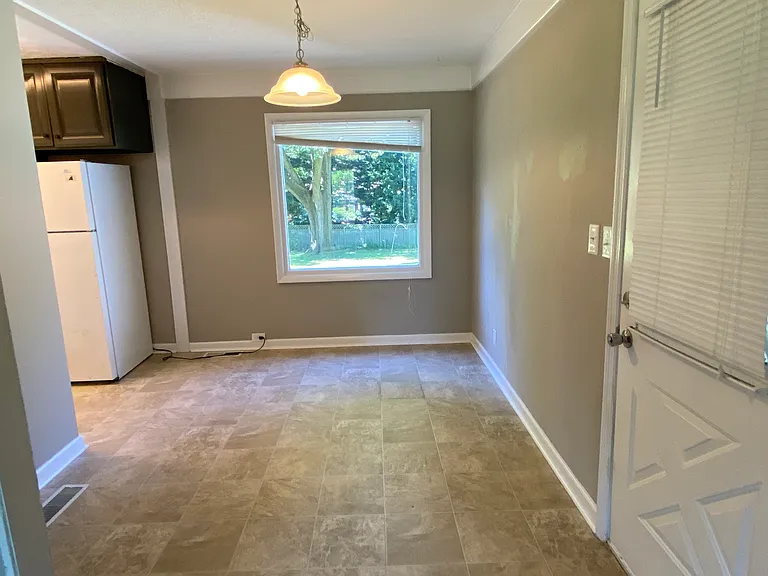 1821 Summit Dr — Photo 5