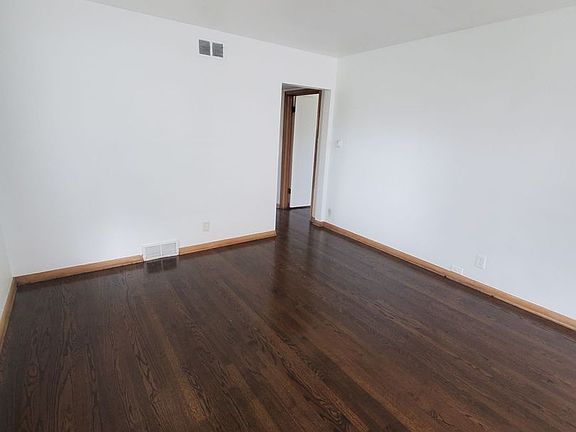 2nd image of 3614 W Marion St