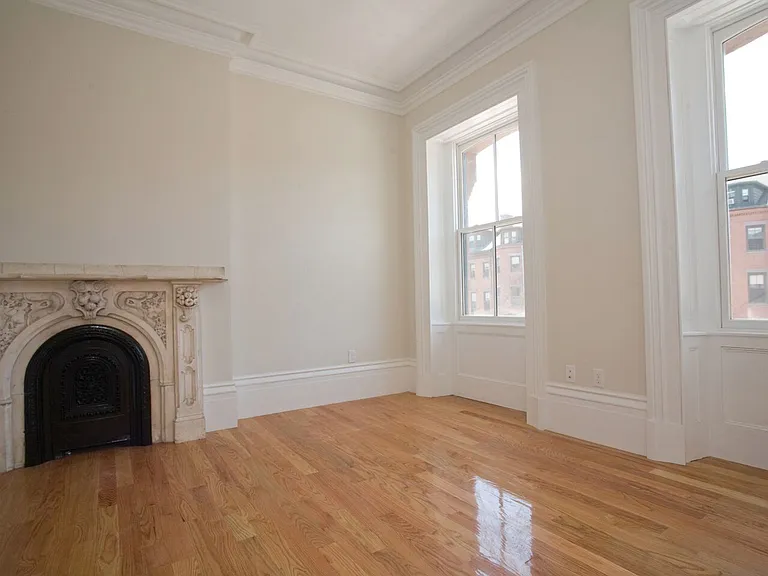 658 Massachusetts Ave #3E — Photo 4