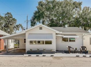 23 Braden Castle Dr, Bradenton, FL 34208