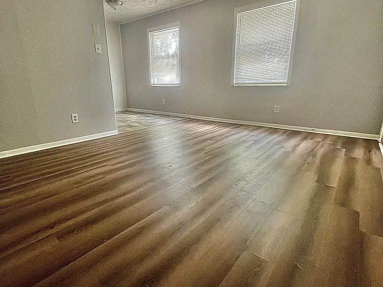 310 Watauga Dr #9 — Photo 8