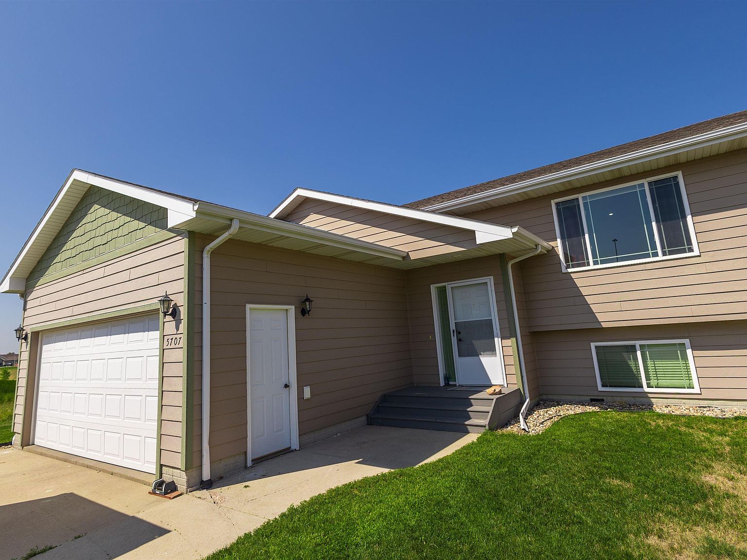 5707 S Marion Rd, Sioux Falls, SD 57106 MLS 22304789 Zillow