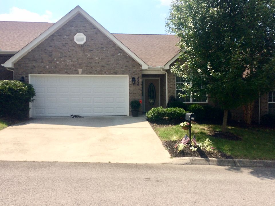 1st image of 606 Elsie Jean Way