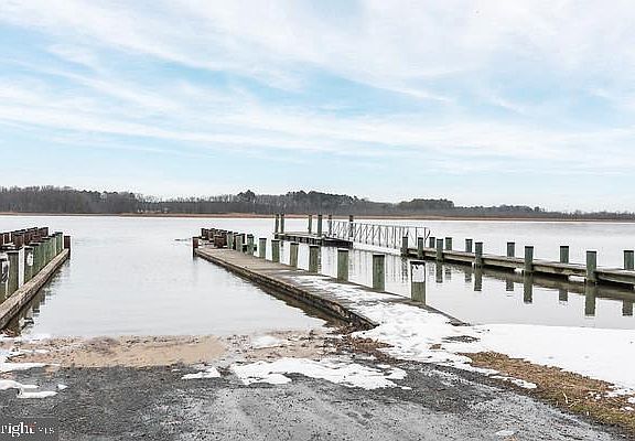 5th image of 23116 Gilpin Point Rd