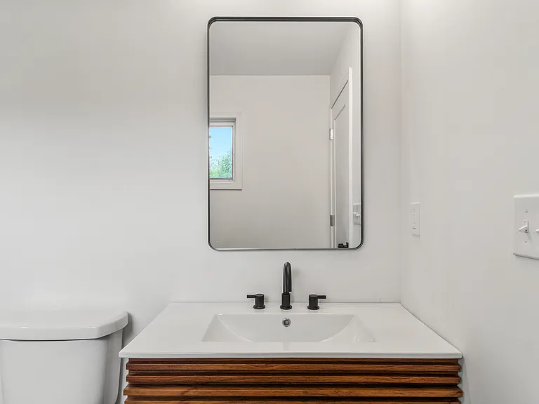 3544 Tulip Dr — Photo 32