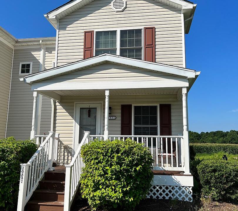 1st image of 20831 Primrose Ct