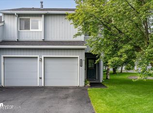 2215 Daybreak Ct, Anchorage, AK 99501