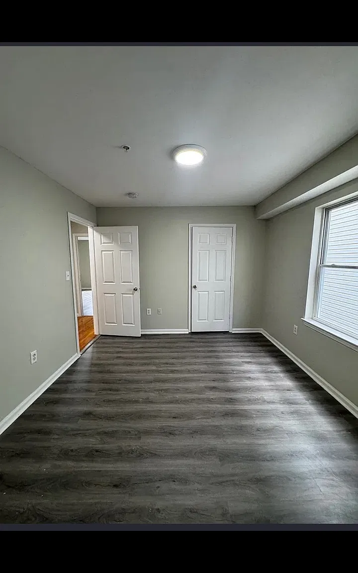 3 bed, $2,350 — Photo 4