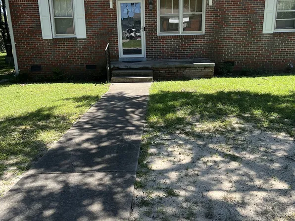 1505 Abbott Rd, Cayce, SC 29033