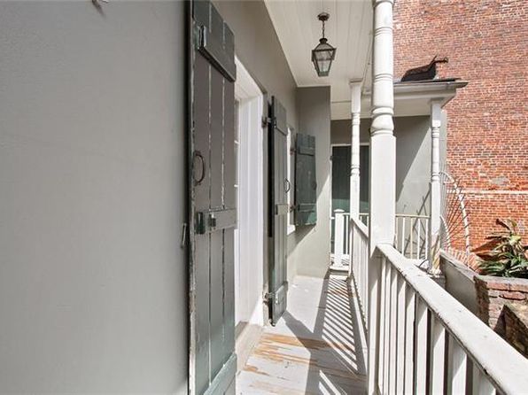525 Dumaine St #104